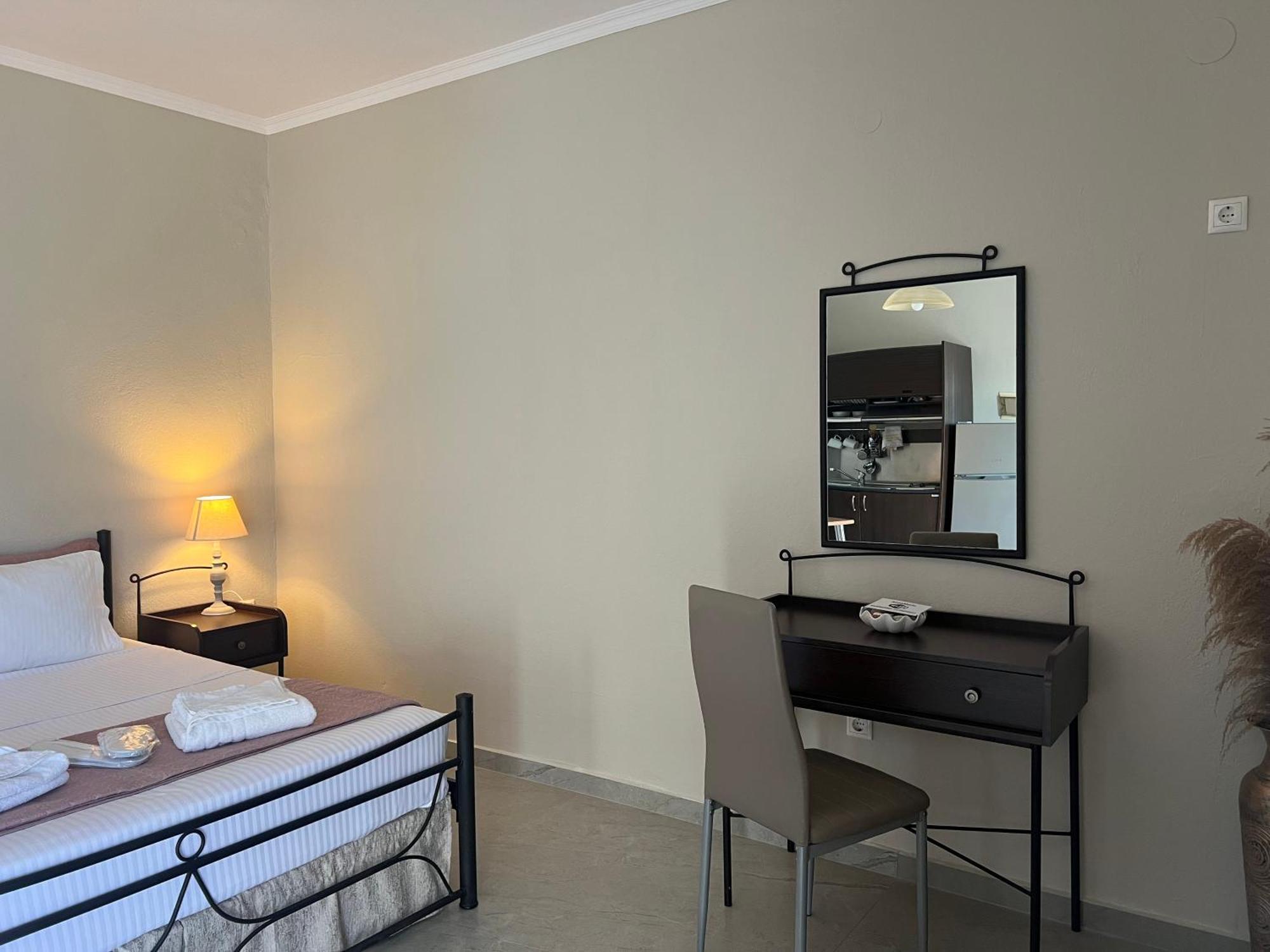 Anna Maria Views Apartment Neos Marmaras Luaran gambar