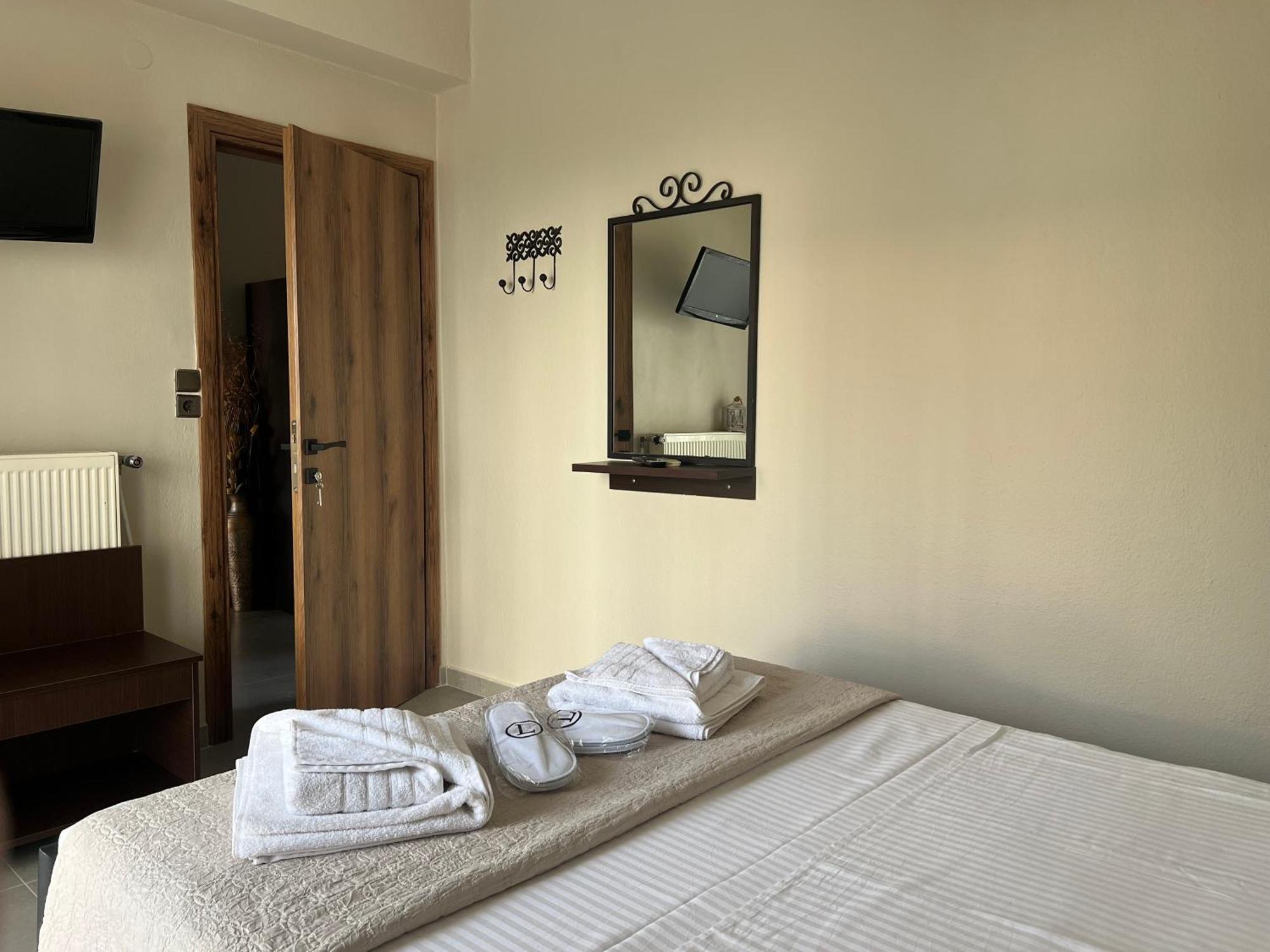 Anna Maria Views Apartment Neos Marmaras Luaran gambar